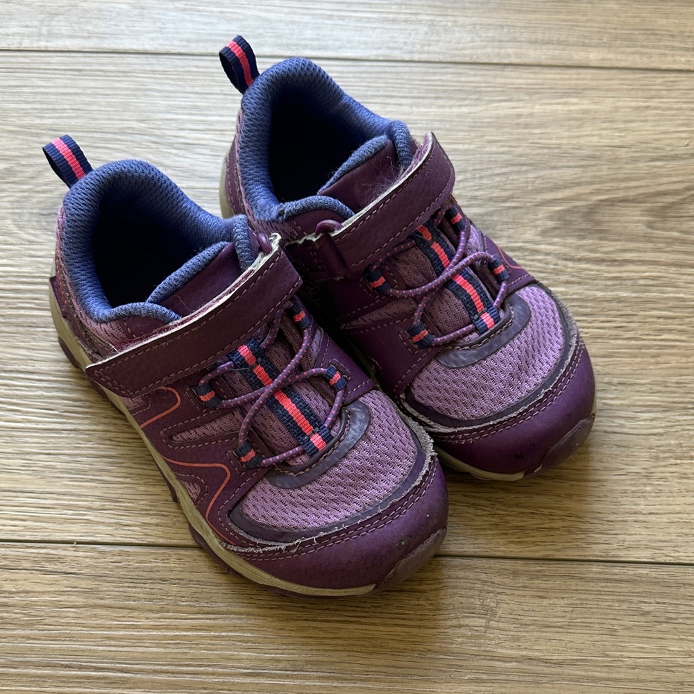 Merrell Kids Sneakers in Purple and Pink